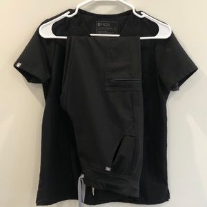 Figs jogger scrub set